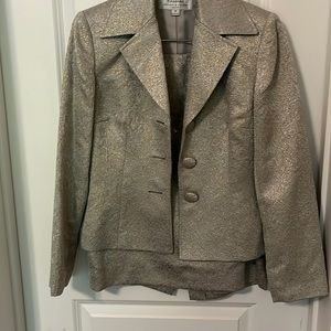 Shimmering Tahari 2pc suit